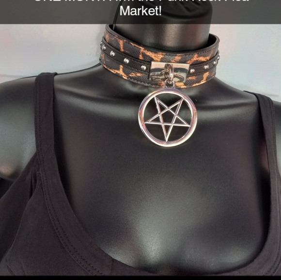 CLOSET-WIDE SALE! Aesthetics on lock! Black friday! Get ur Xmas goodiez 4 low! - Picture 4 of 16